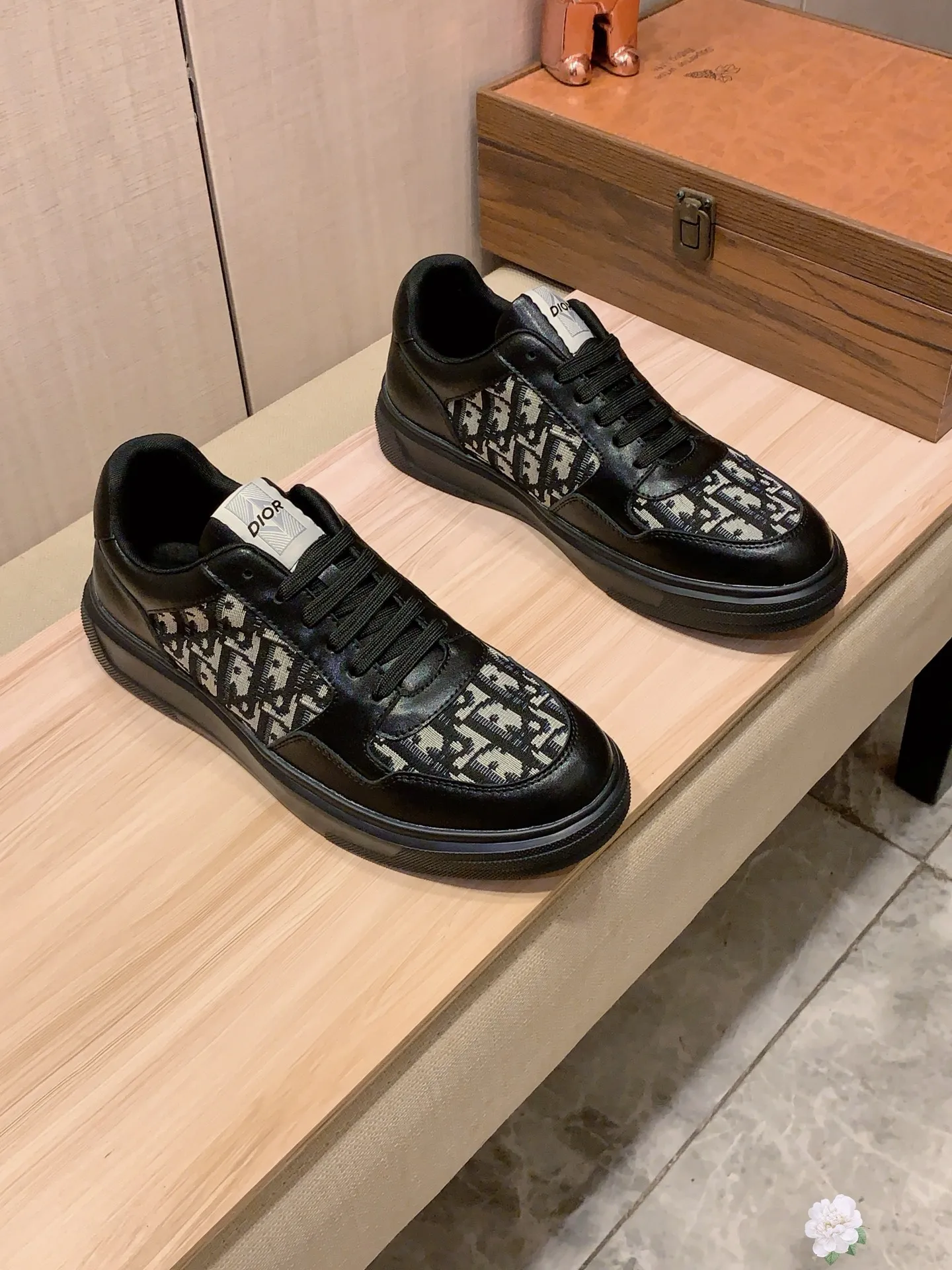 Men's men's shoes💰420💰💰🎩🎩[Lightning][Lightning] "Dior DIOR*" latest • popular casual shoes, top brand [seduce] luxury ~ purchasing agency, top ~ quality. [Strong] The upper is made of imported breathable cowhide with fabric material ➕ Breathable sheepskin feet (•) and fine workmanship. The original stylish and stylish soft rubber wear-resistant and non-slip outsole is light and comfortable on the feet. The real thing looks better when photographed in person. 111: code: 38-44, 3️⃣ colors selected